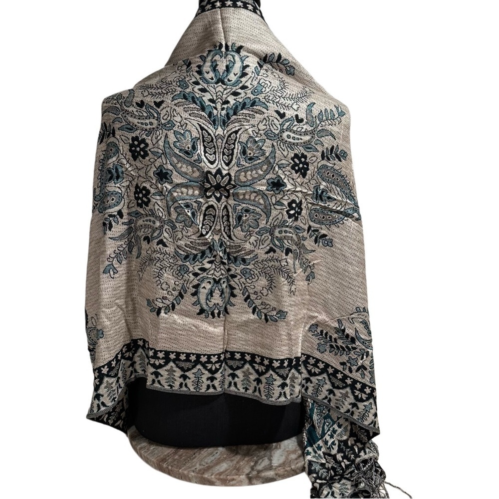 Elegant Shawl Wrap Scarf Double-Sided Super Soft Rayon Silver Emerald Green - Picture 5 of 17